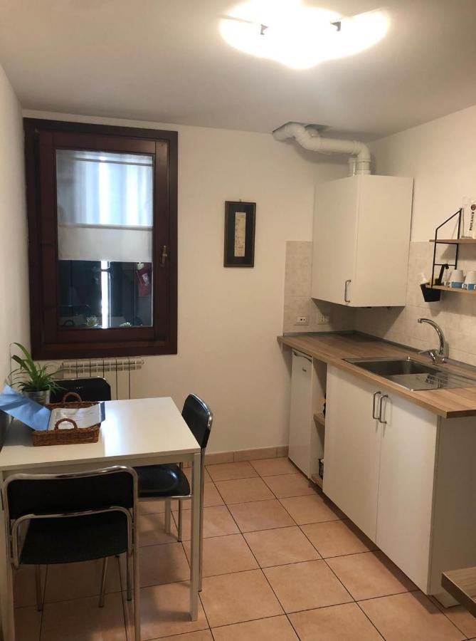 Casa Vacanze Giorgetta 2-3 Piano Chioggia Exteriör bild